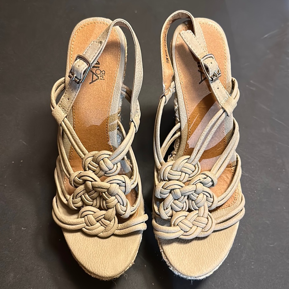 MIA girl Wedges